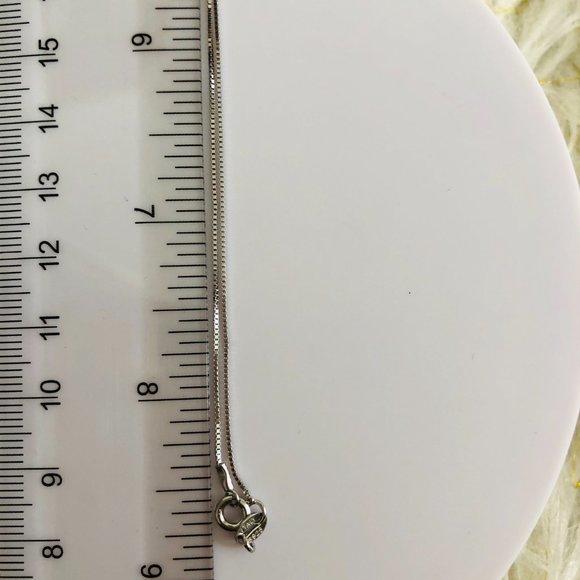 Genuine Freshwater Rice Pearl Necklace - Picture 6 of 13